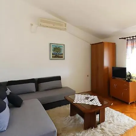 Appartement Awesome In With Wifi Preko
